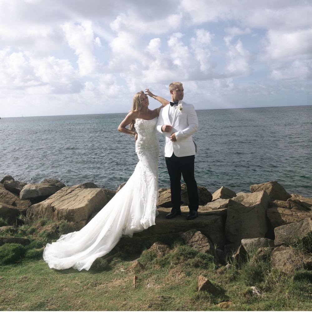 Elegant White Wedding Dress